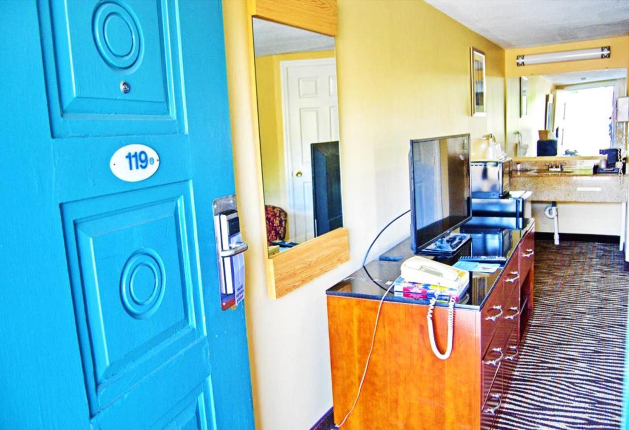 Flagship Inn & Suites Groton Kültér fotó